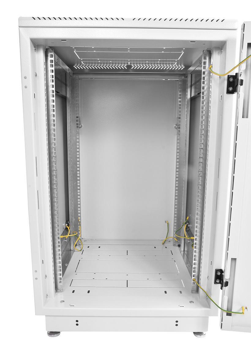 Шкаф коммутационный ЦМО (ШТК-М-18.6.6-1ААА-9005) напольный 18U 600x600мм пер.дв.стекл задн.дв.стал.лист 2 бок.пан. направл.под закл.гайки 270кг черный 455мм 48.6кг 180град. 960мм IP20 сталь