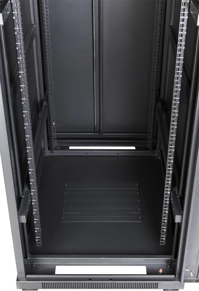 Шкаф серверный Lanmaster (TWT-CBB-47U-6X6-G1) напольный 47U 600x600мм пер.дв.стекл металл 2 бок.пан. 800кг черный 526мм 95кг 2277мм IP20 металл