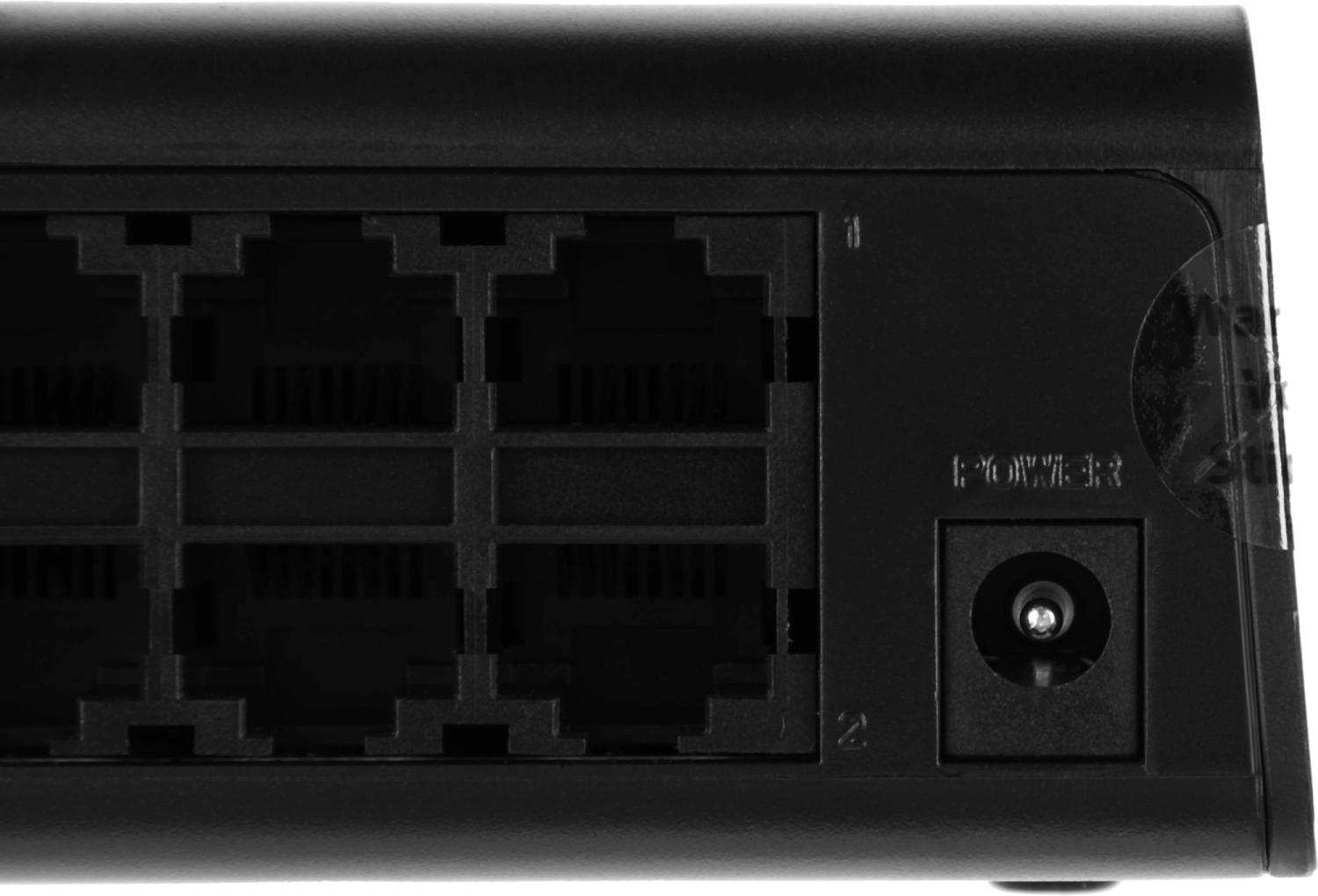 Коммутатор D-Link DES-1016A/E2A 16x100Мбит/с неуправляемый