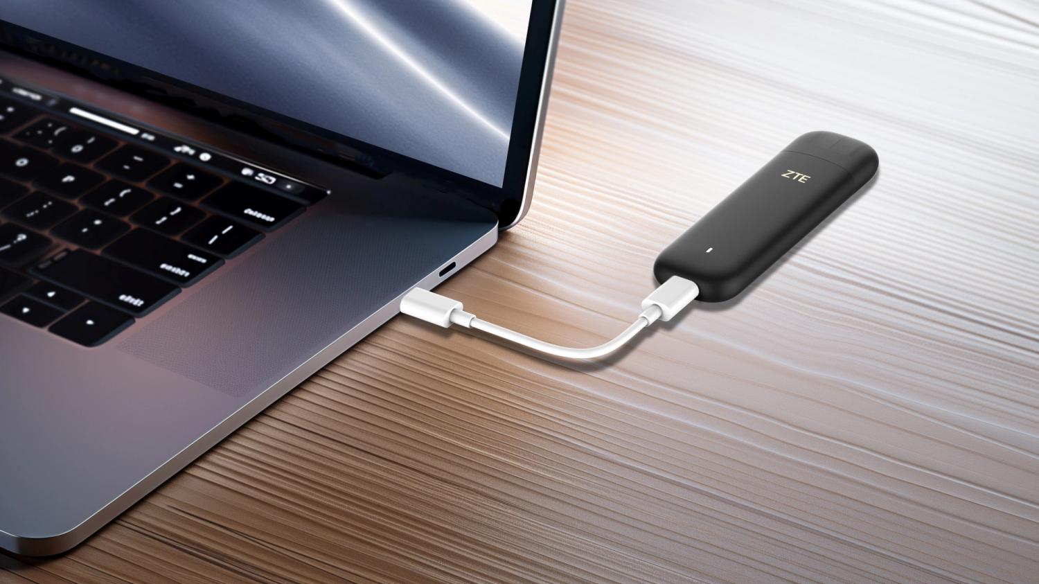 Модем 3G/4G ZTE F30Pro USB Wi-Fi VPN Firewall +Router внешний черный