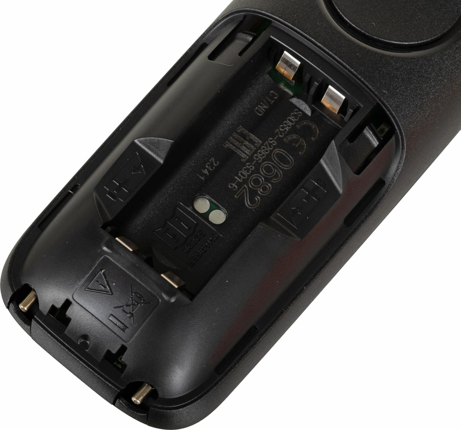 Р/Телефон Dect Gigaset AS690 черный АОН